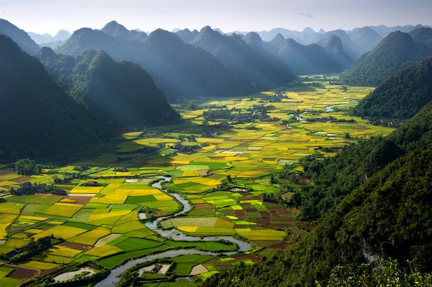 Chuyển phát nhanh Hà Nội - Hà Giang thuận tiện, nhanh chóng của SgbExpress Chuyển phát nhanh Hà Nội - Hà Giang thuận tiện, nhanh chóng của SgbExpress